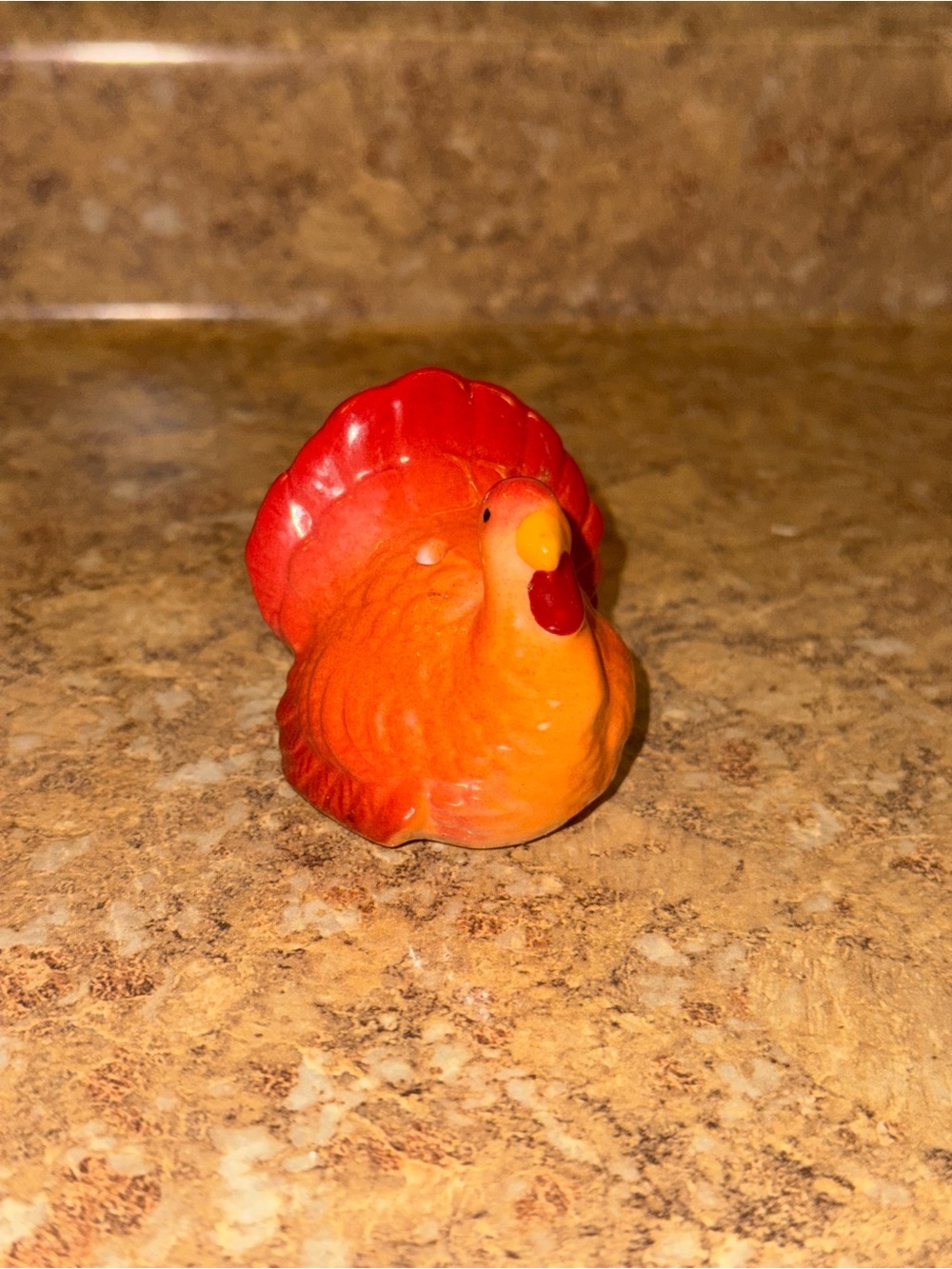 Cracker Barrel Mini Fall 1 Turkey Thanksgiving Salt and Pepper Shaker